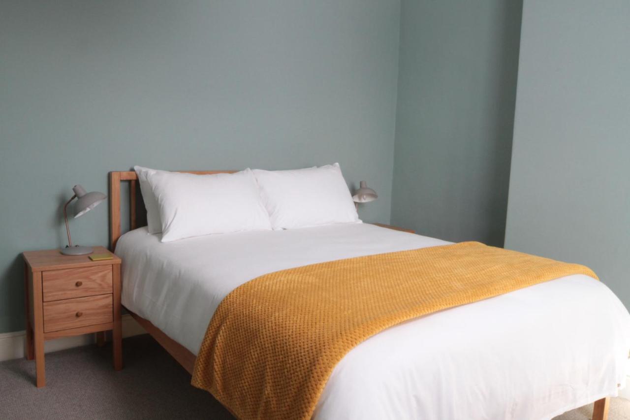 Number 6 Bed and Breakfast Whitby Buitenkant foto
