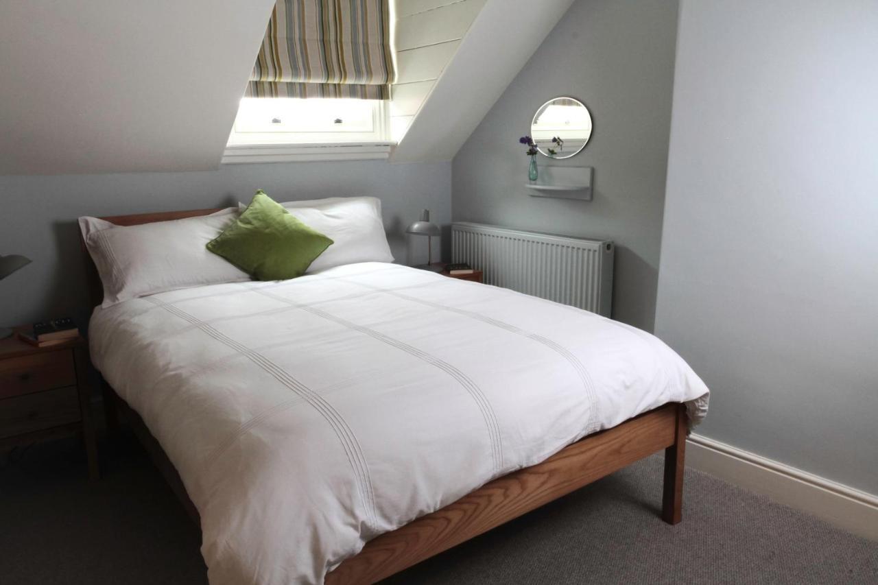 Number 6 Bed and Breakfast Whitby Buitenkant foto